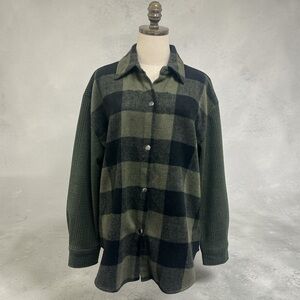**LIKE NEW** Steve Madden Flannel Thick Button Down